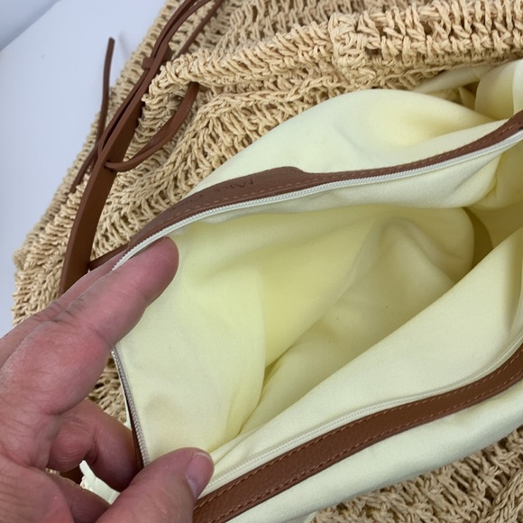 Miss Fong large beach shoulder bag - Picture 7 of 12